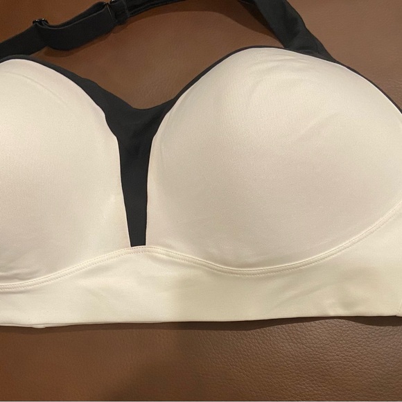 Champion Sports Bra 38DDD NWT - Picture 11 of 13